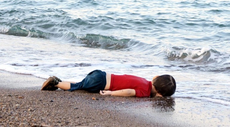 Relatives of drowned Syrian boy find new home in Canada