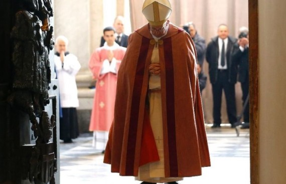 Pope’s year-end message warns about ‘tyranny of evil’