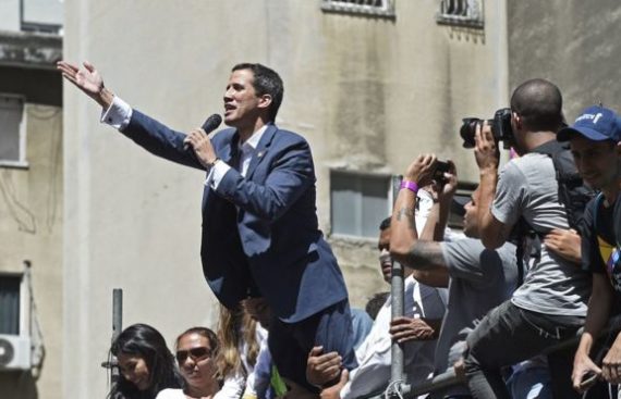 Venezuela crisis: Juan Guaidó vows to bring in aid